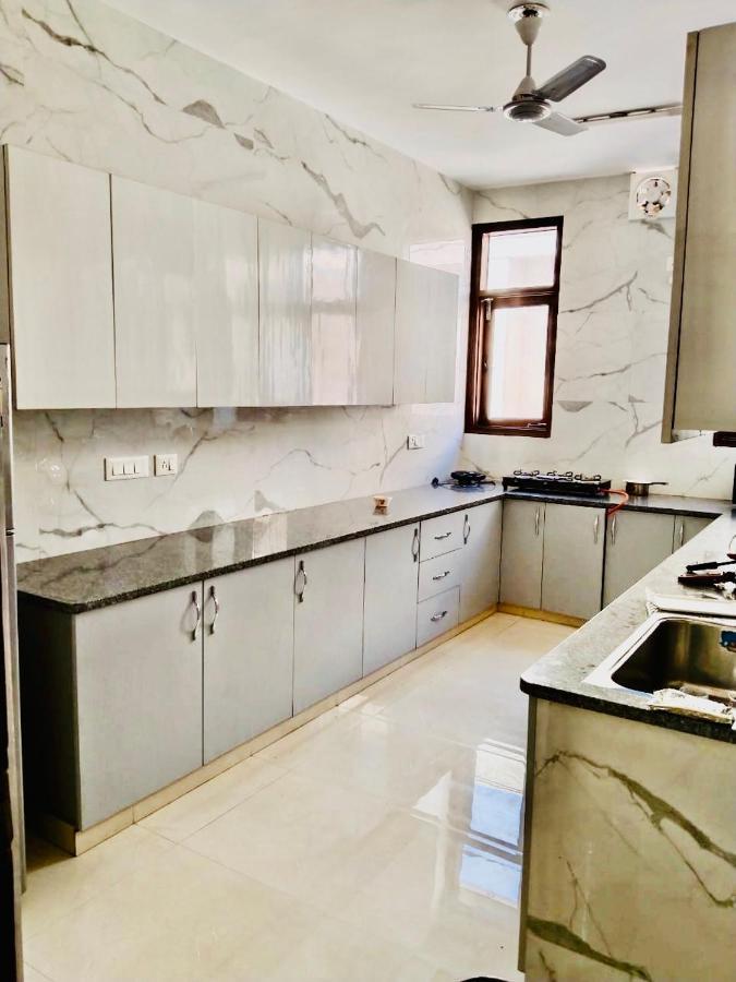 Fortune Home Service Apartment 2Bhk,E28 Saket 2A New Delhi Bagian luar foto